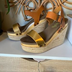 Flogg Lola Espadrille Wedge Sandal 
Size 9